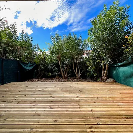 Apartament Studio Contemporain Avec Jardin Et Garage. Vallauris